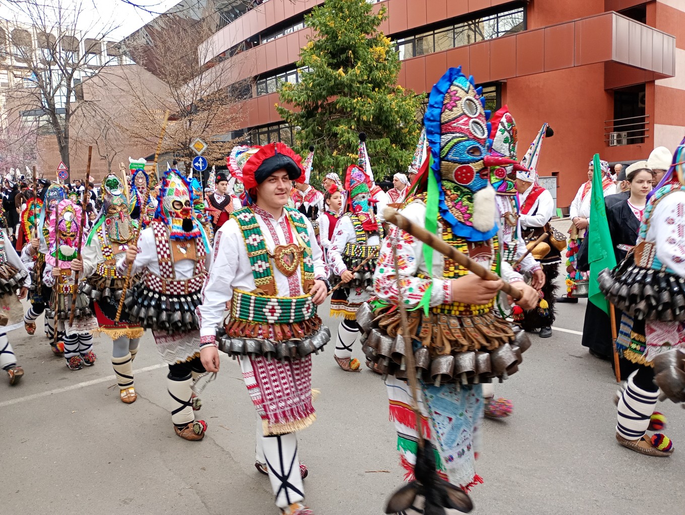 Фестивал на маскарадните игри